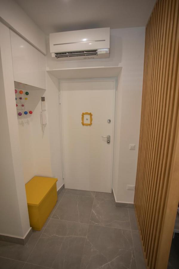 Nook Bb Apartment Split Exterior photo